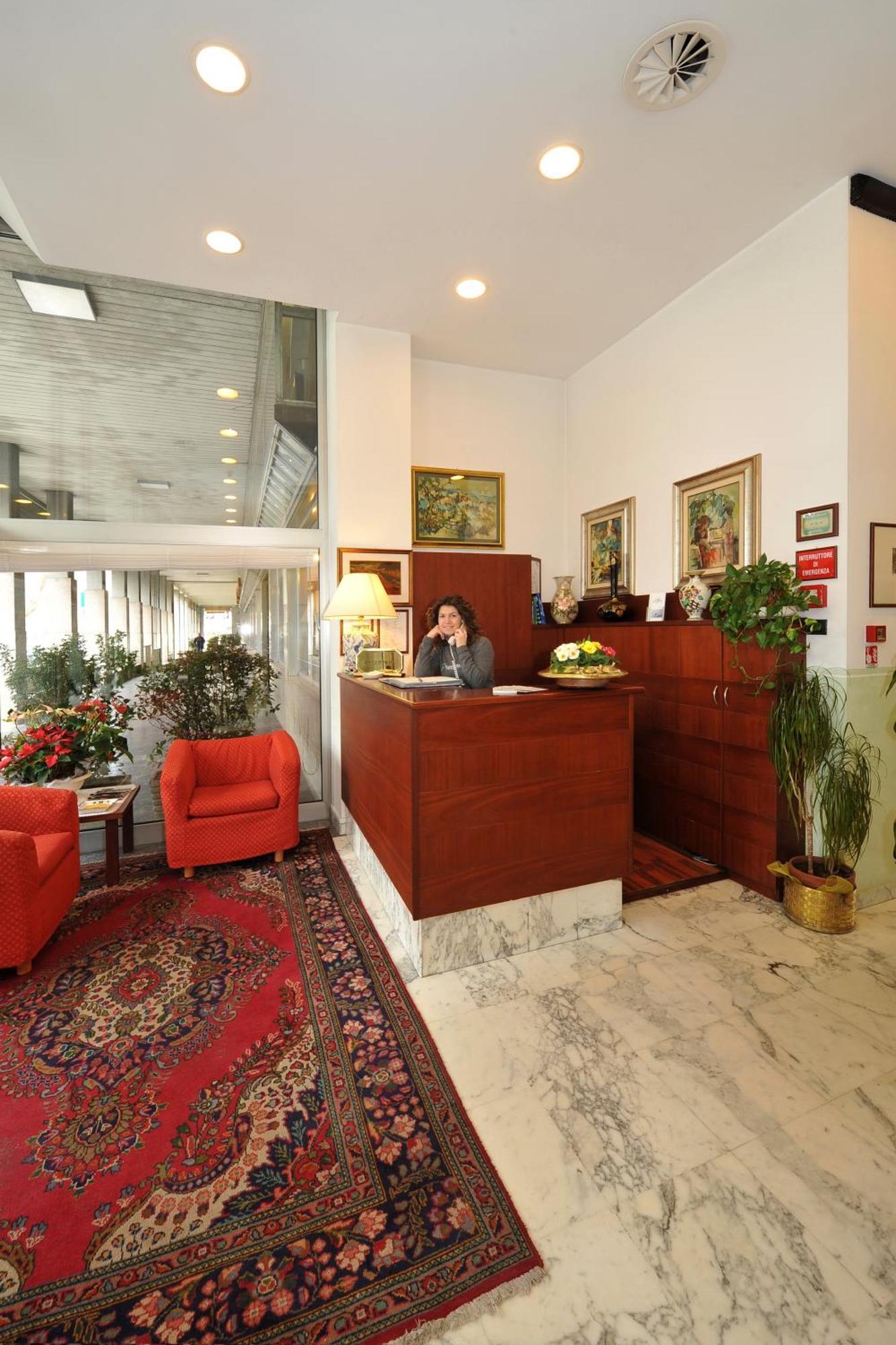 Hotel Alberi Lecco Eksteriør bilde