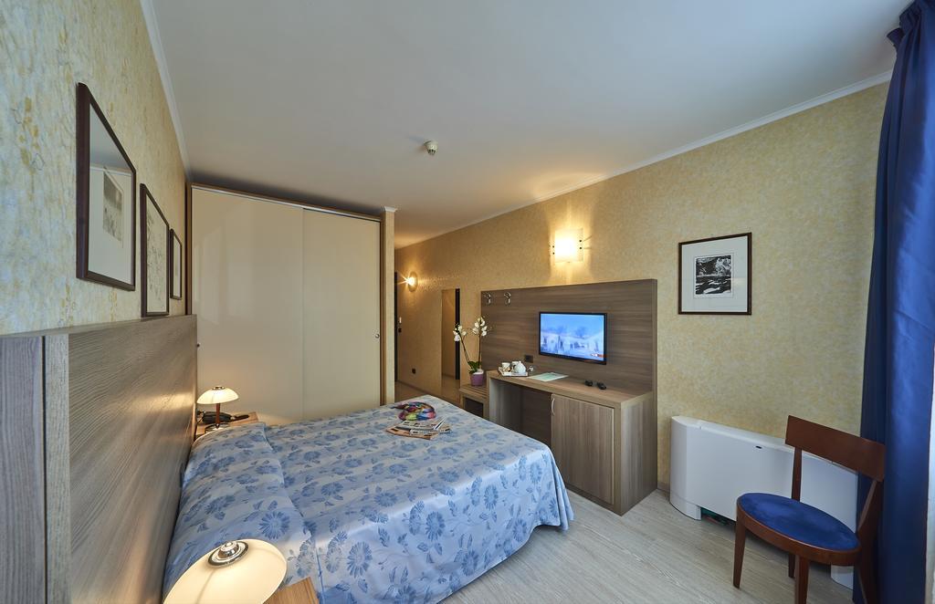 Hotel Alberi Lecco Eksteriør bilde