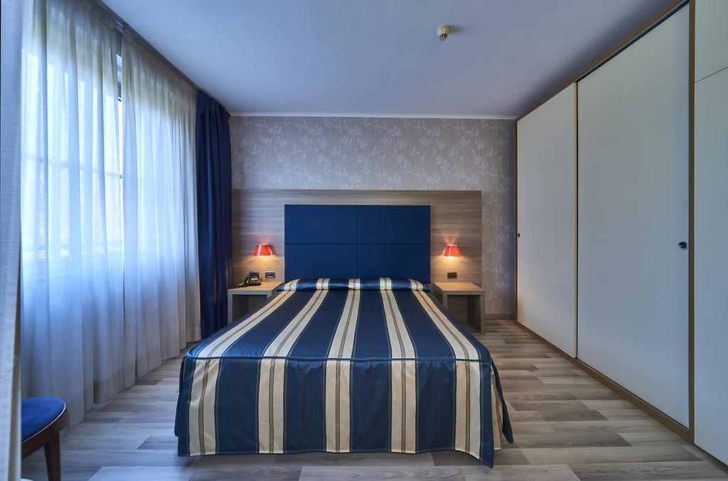 Hotel Alberi Lecco Eksteriør bilde