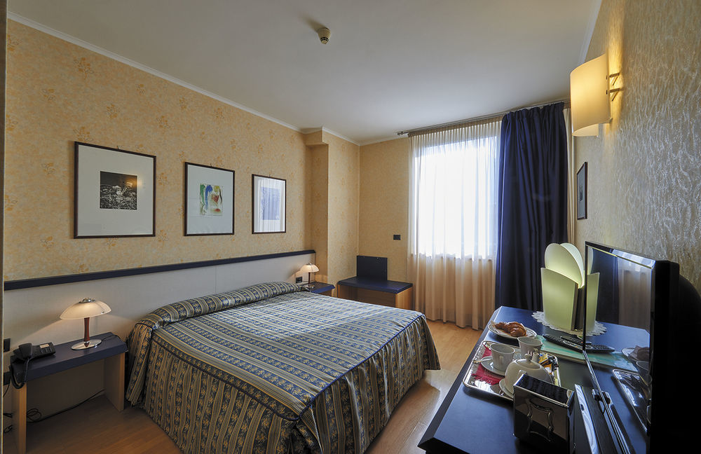 Hotel Alberi Lecco Eksteriør bilde