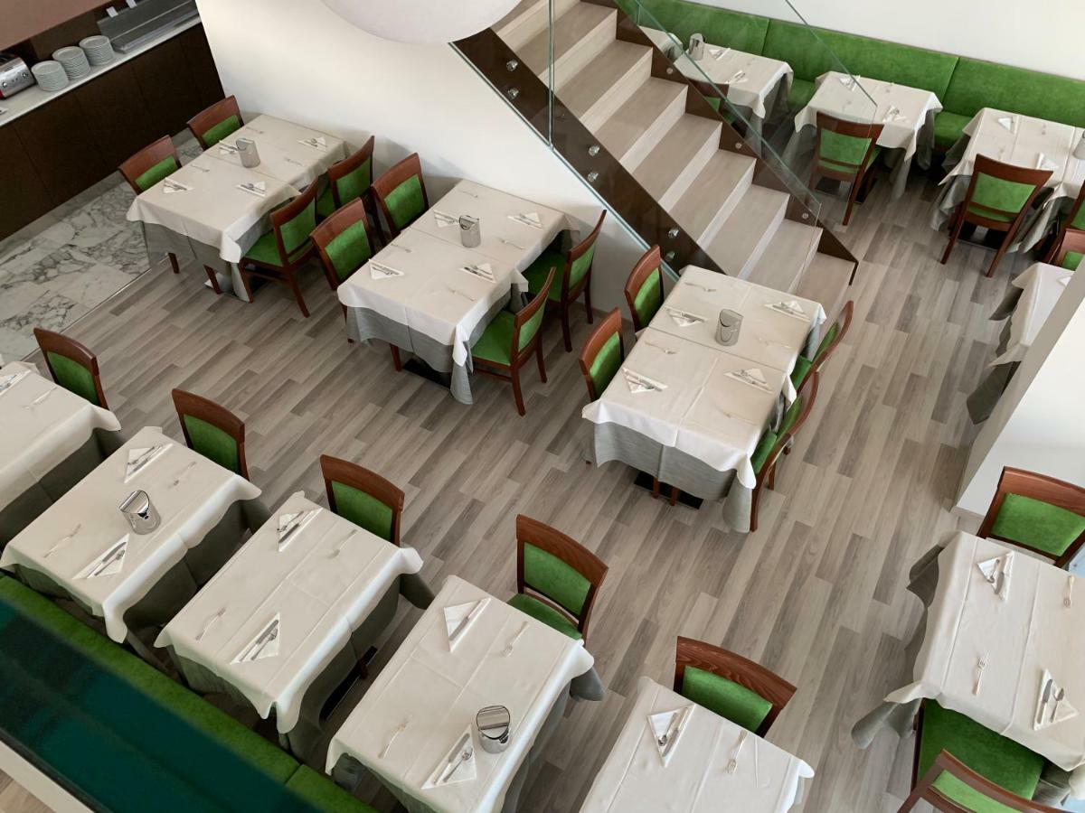 Hotel Alberi Lecco Eksteriør bilde