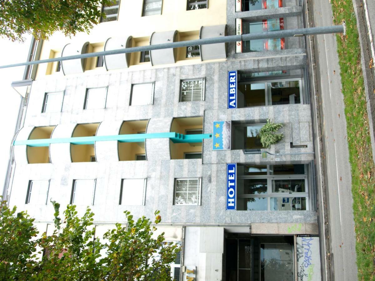 Hotel Alberi Lecco Eksteriør bilde